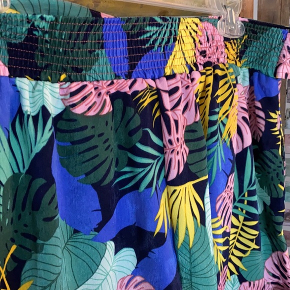 Tropical shorts - Picture 7 of 9